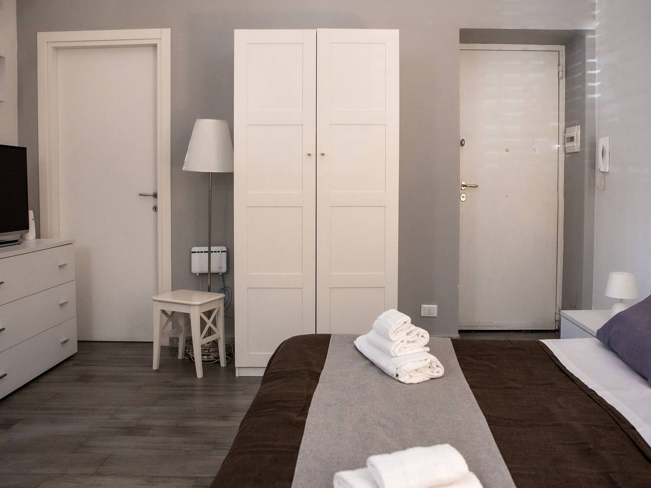 Entire apartment, 'River' mit Wi-Fi in Palermo, Palermo Province