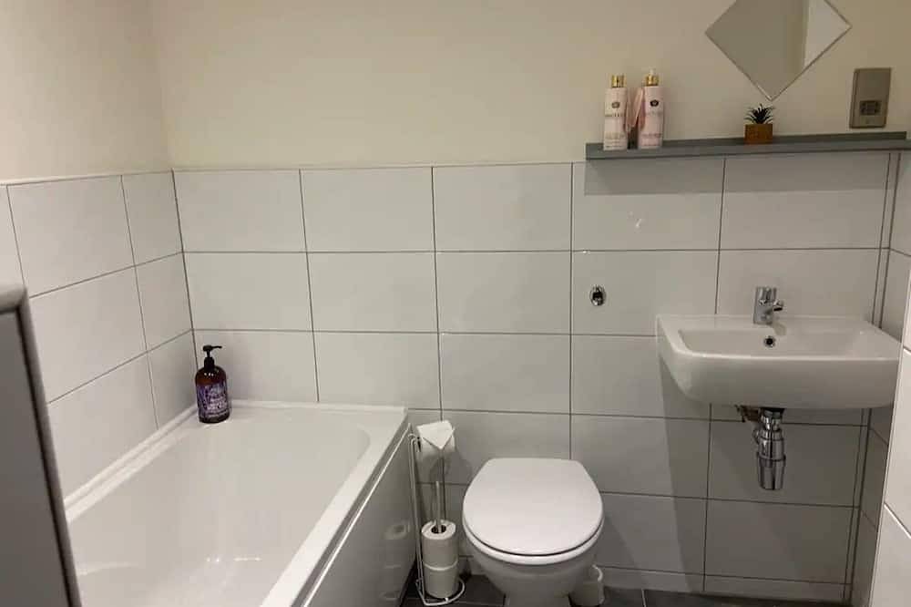 Ganze Wohnung, Long Stay Discounts -  Luxury 2 bed duplex apartment - Sleeps 6 in Bradford, Westliches Yorkshire