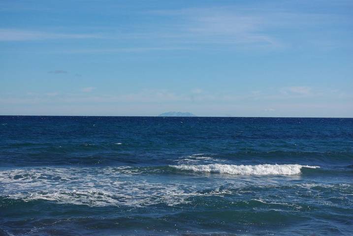 Location de vacances pour 6 personnes, avec vue ainsi que jardin et piscine dans Prunete - 4