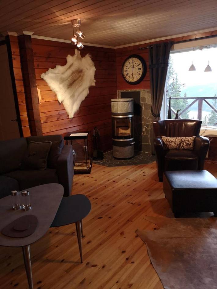 Lägenhet för 11 Personer, med terass samt sjöutsikt och utsikt och bastu, med husdjur i Åre