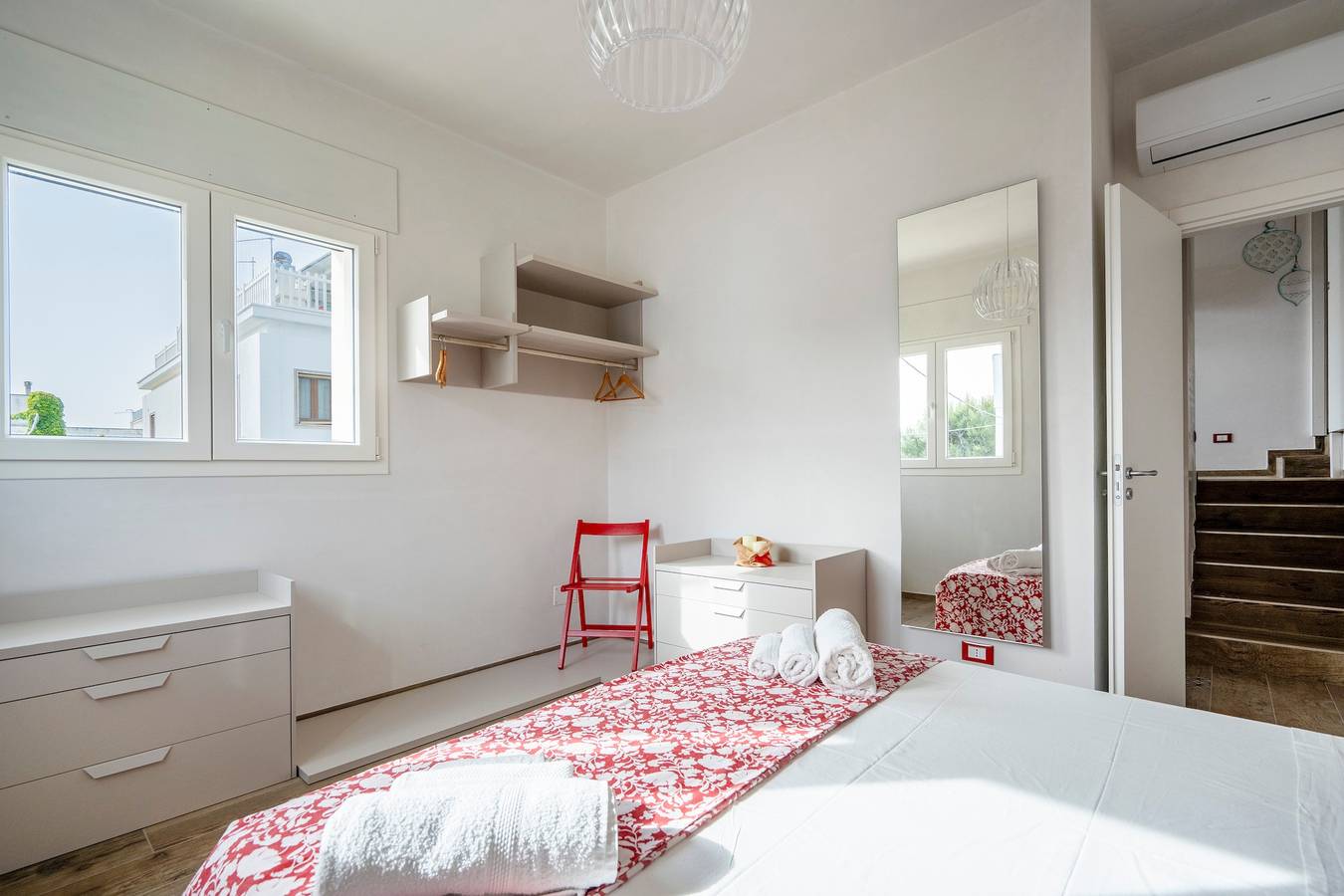 Appartement entier, Appartement de vacances "Gufo Di Mare - Rosso" avec vue sur la mer et terrasse privée in Savelletri, Fasano