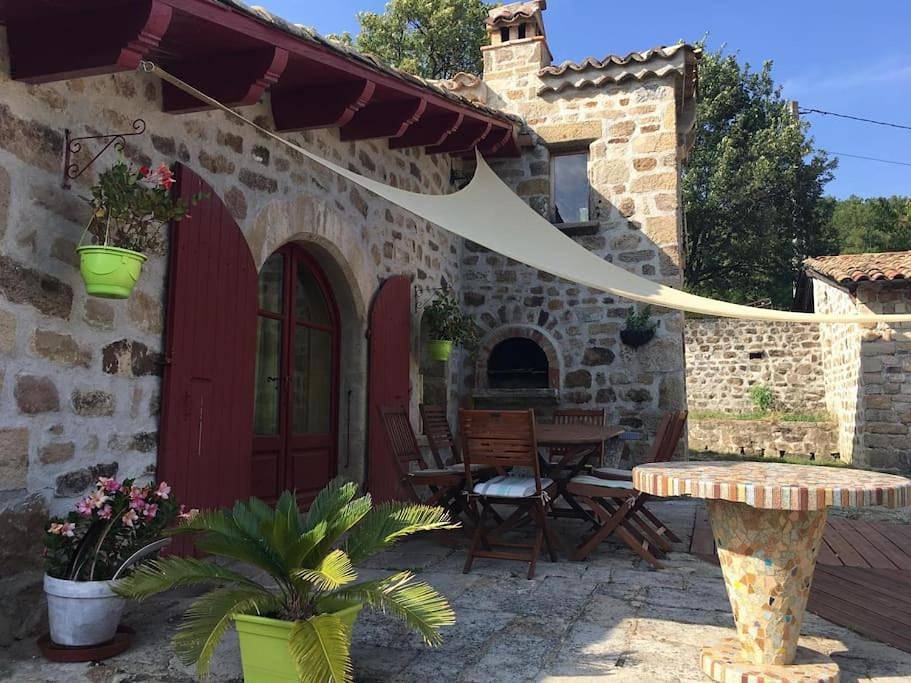 Maison paisible in Pranles, Parc naturel régional des Monts d'Ardèche