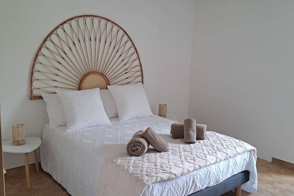 Home Ajaccio with spa in Carbuccia, Regionaler Naturpark Korsika