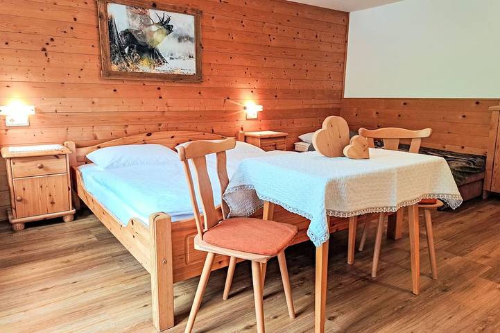 Ferienwohnung für 12 Personen, mit Balkon und Garten in Hainzenberg - 2