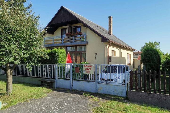 Ferienhaus für 6 Personen, mit Garten am Balaton