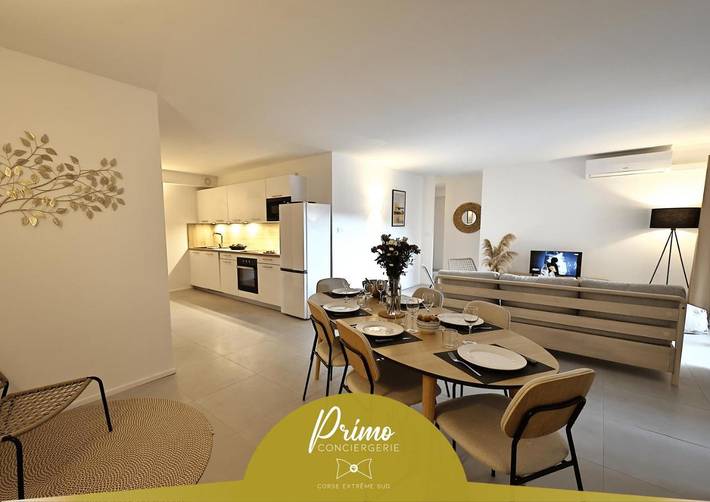Appartement de vacances pour 6 personnes, avec jardin ainsi que vue et piscine