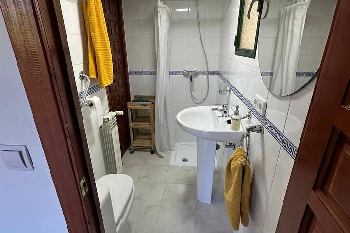 Apartamento entero, Single room for 1 person, 10 m², in Olvera in Olvera, Pueblos Blancos