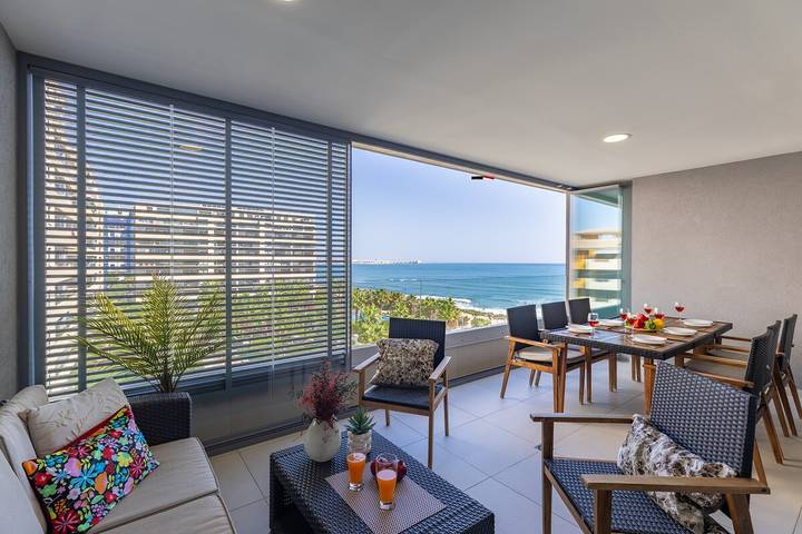 Location de vacances pour 6 personnes, avec piscine, animaux acceptés dans Punta Prima (Alicante)