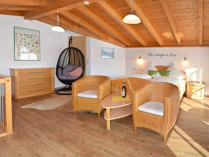 Ferienhaus für 4 Personen, mit Balkon und Balkon/Terrasse sowie Whirlpool und Terrasse in Missen-Wilhams