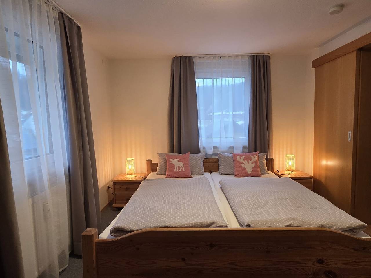 Ganze Wohnung, Ferienwohnung in der Dom-Stadt, Haus Barbara 1. Og mit Bergblick, Terrasse & Wlan in St. Blasien, Südschwarzwald