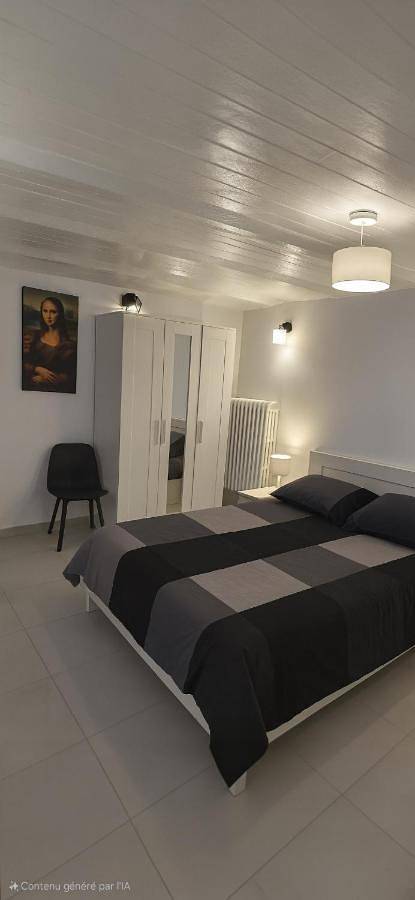 Gîte pour 2 personnes, avec terrasse à Les Pavillons-sous-Bois - 4