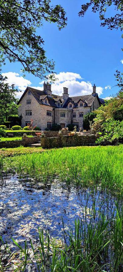 Goytre Hall in Brecon Beacons
