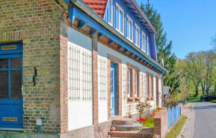 Ferienwohnung für 4 Personen, mit Seeblick, mit Haustier in Userin - 2