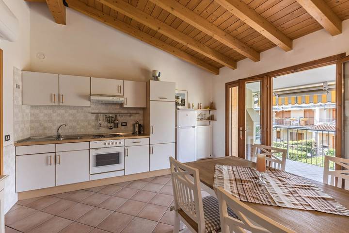 Gîte pour 3 personnes, avec jardin et bassin pour enfant à Lazise - 2