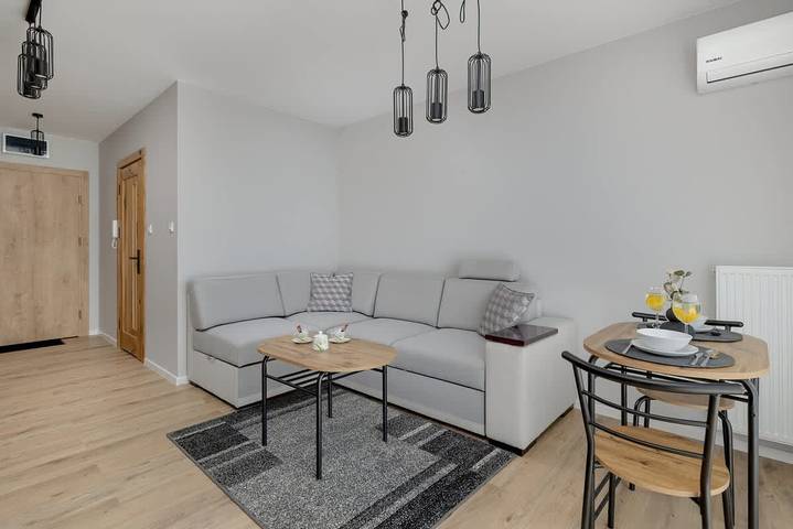 Ferienwohnung für 2 Personen, mit Pool und Whirlpool sowie Sauna und Garten - 1