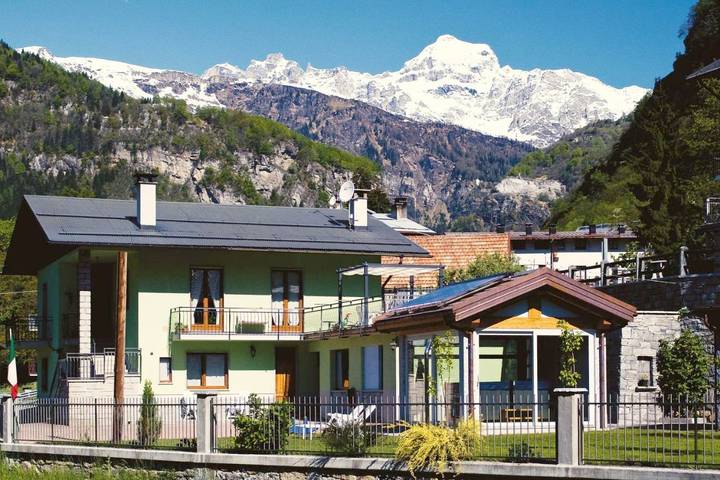 Chambre d’hôte pour 3 personnes, avec vue et jardin, animaux acceptés dans Alpe Devero
