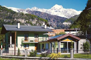 Chambre d’hôte pour 3 personnes, avec jardin et vue, animaux acceptés dans Alpe Devero