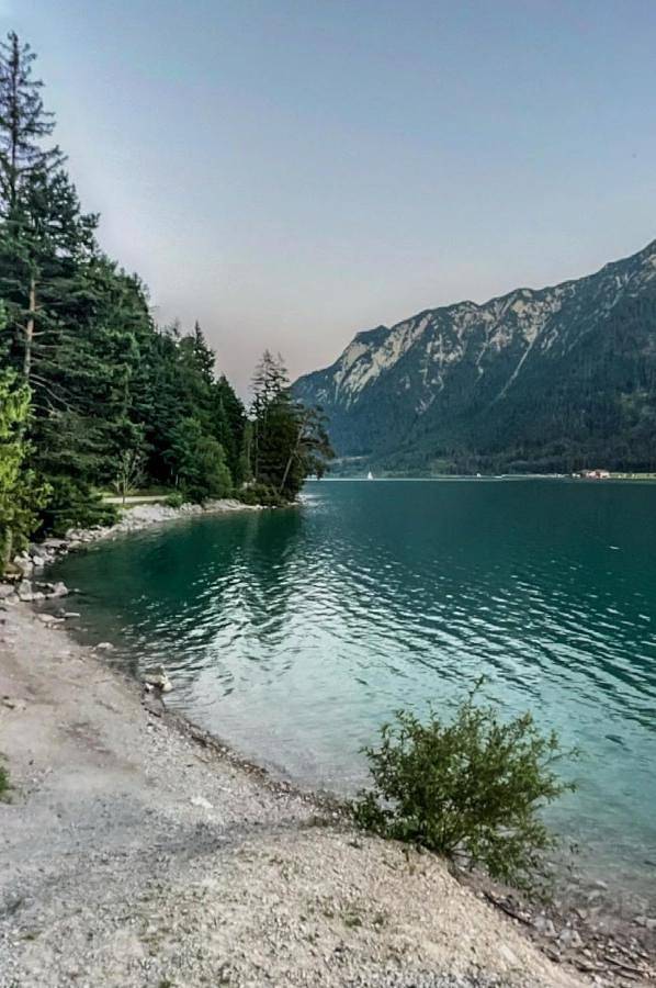 Camping für 5 Personen, mit Terrasse und Garten sowie Seeblick und Ausblick in Tirol - 3