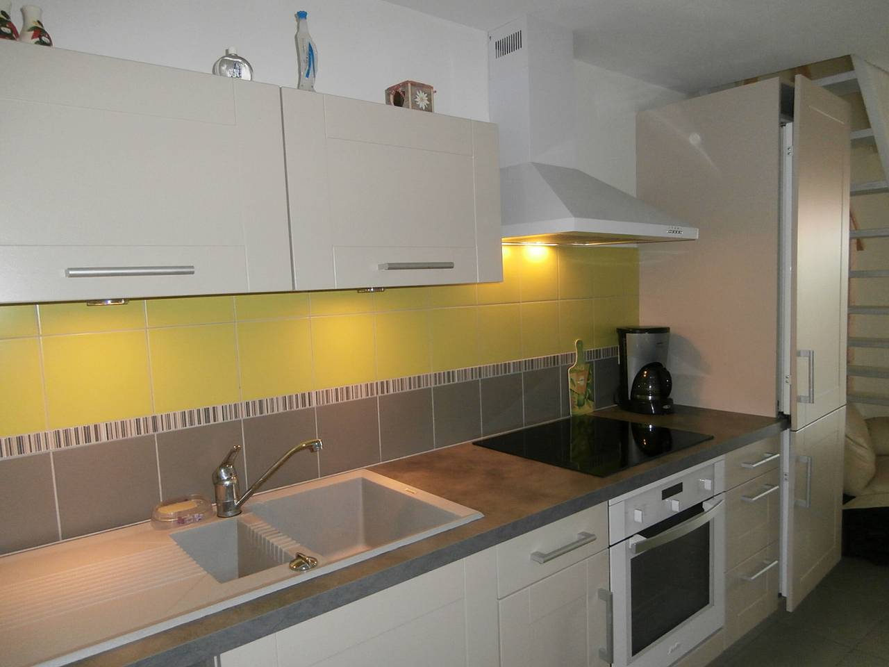 Le Barcarès - Charming 2Br Villa with Parking, Near Beach and Port in Le Barcarès, Côte d'Améthyste