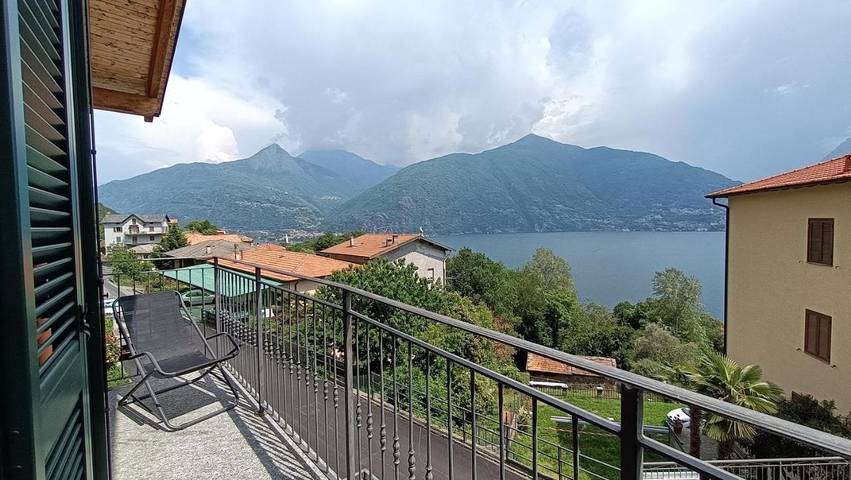 Ferienhaus für 6 Personen, mit Balkon und Seeblick sowie Ausblick in Santa Maria Rezzonico - 4