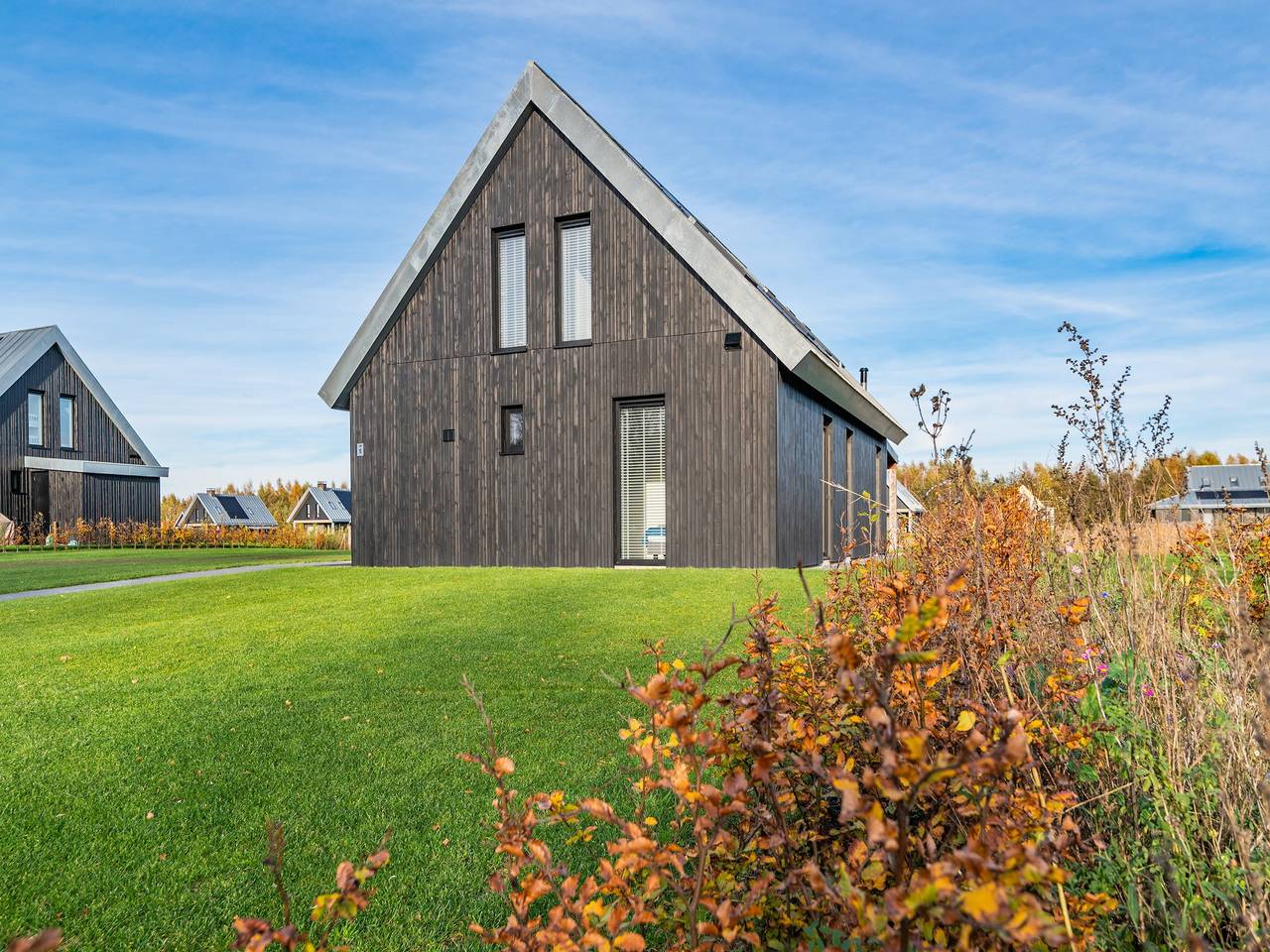 Fantastische Villa am See in Sint Nicolaasga, Ijsselmeer