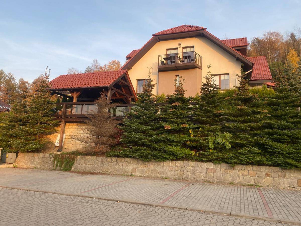 Cały apartament wypoczynkowy, Pokoje Gościnne Emilio in Kudowa-Zdrój, Sudety (Polska)