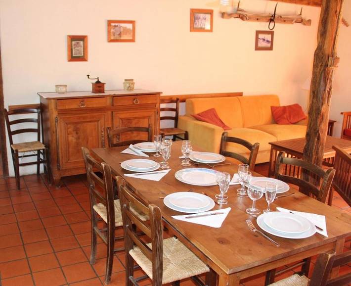 Location de vacances pour 6 personnes, avec jardin à Lathus-Saint-Rémy - 2