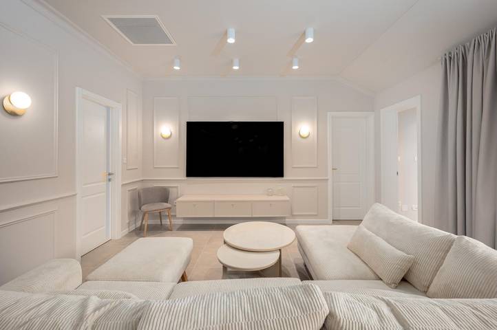 Luxury Villa Melanie near Split, heated pool in Dugopolje, Dalmatinisches Zagora