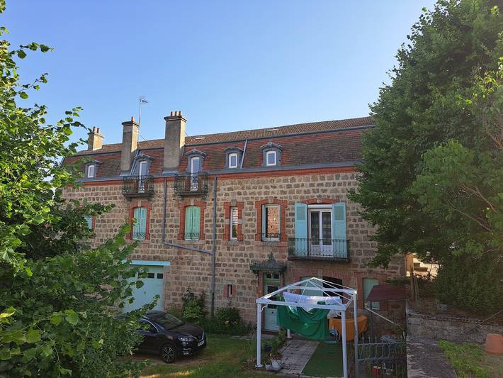 Appartement de vacances pour 6 personnes, avec jardin dans Montbrison