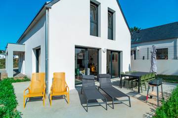 Gîte pour 12 personnes, avec jardin dans Plage de Lestrevet