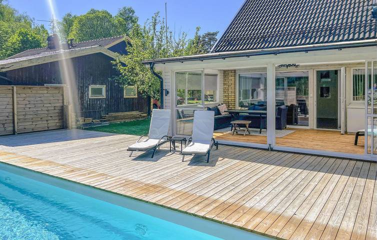 Ferienhaus für 9 Personen mit Pool in Gislaved, Jönköpings län
