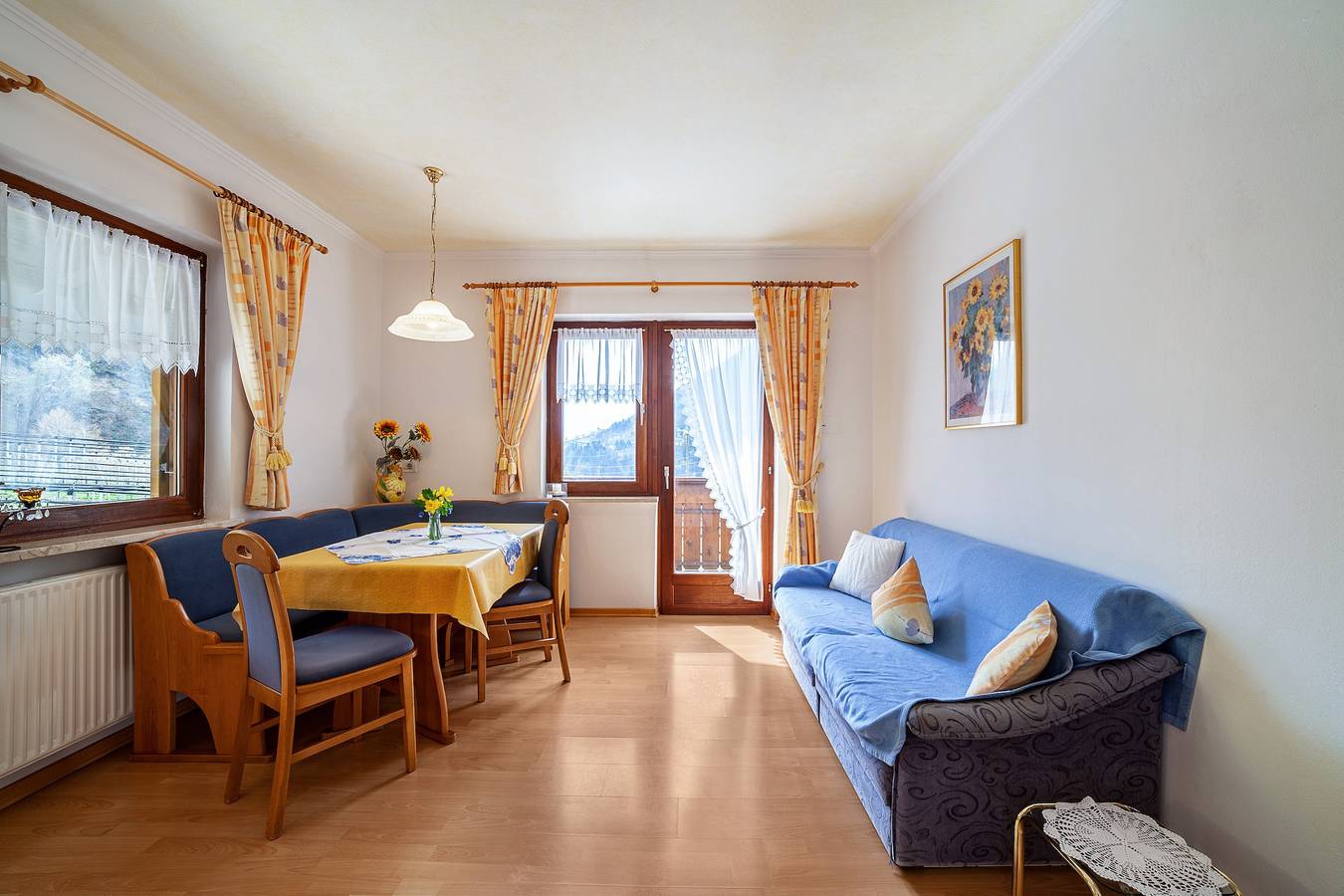 Ganze Wohnung, Apartment "Sonnenblume" mit Bergblick, Pool, Wlan, Balkon und Garten in Saltaus, Riffian