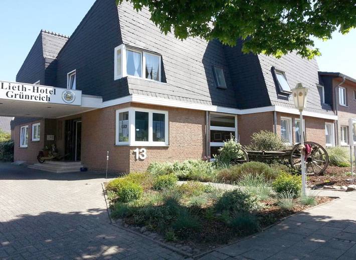 Hotel für 2 Personen, mit Terrasse und Garten sowie Ausblick in Bad Fallingbostel