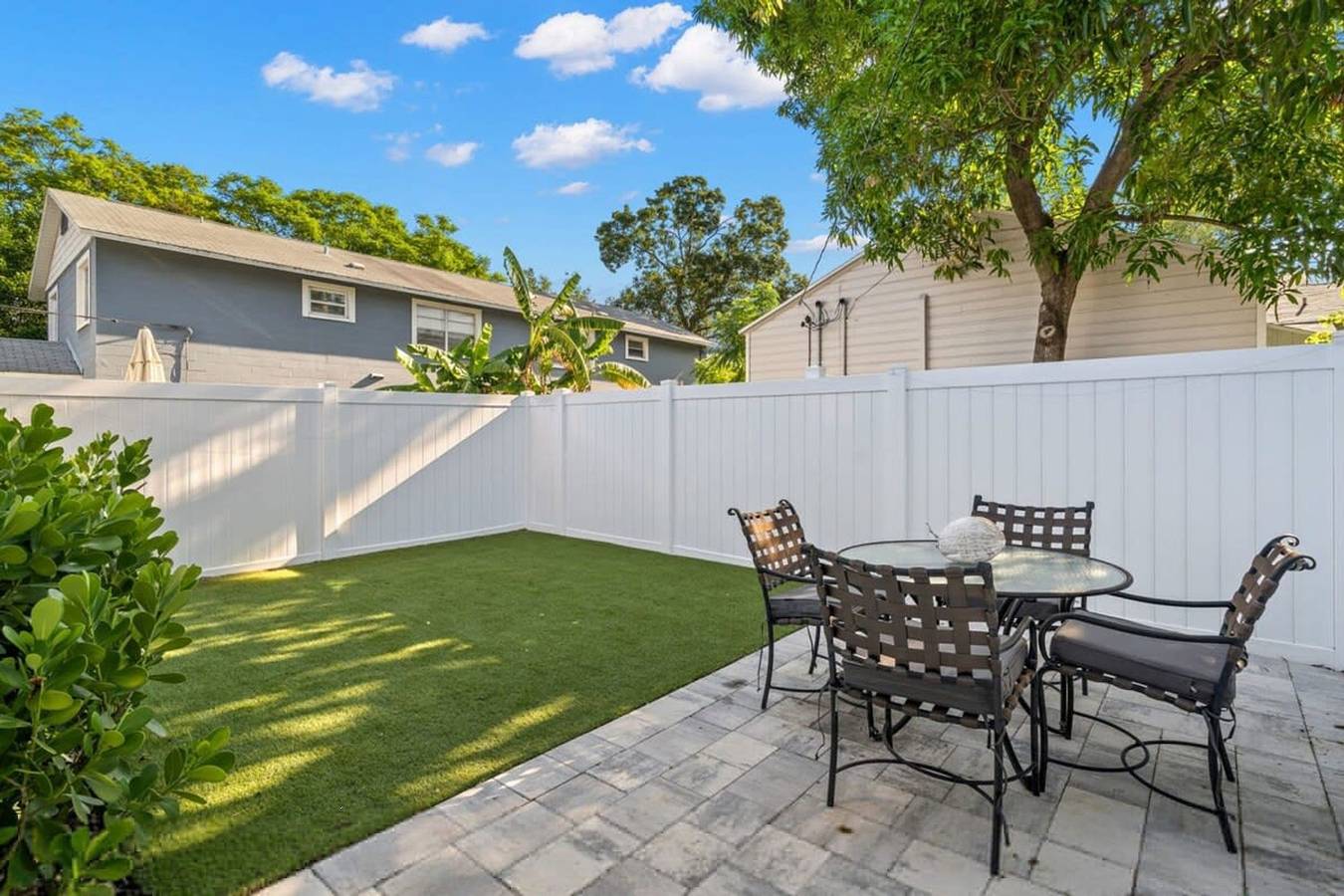 Soho Suite by Brightwild Steps to Soho in South Tampa, Tampa