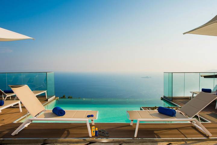 Villa für 10 Personen, mit Whirlpool und Garten sowie Balkon - 1