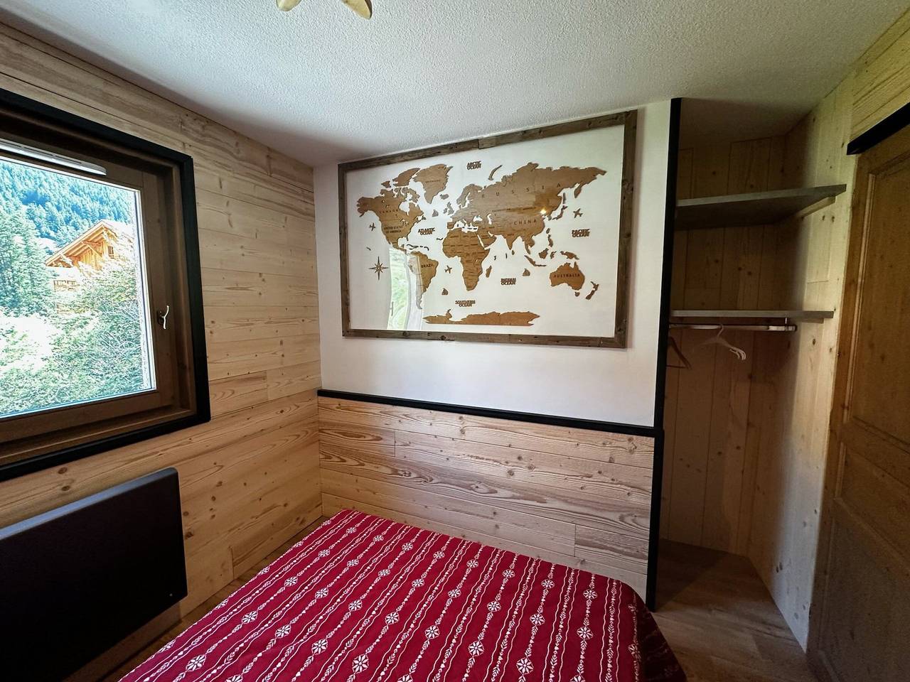 Appartement entier, Appartement spacieux 6 personnes, Wifi, parking, au pied des pistes in Lanslebourg-Mont-Cenis, Région de Saint-Jean-de-Maurienne