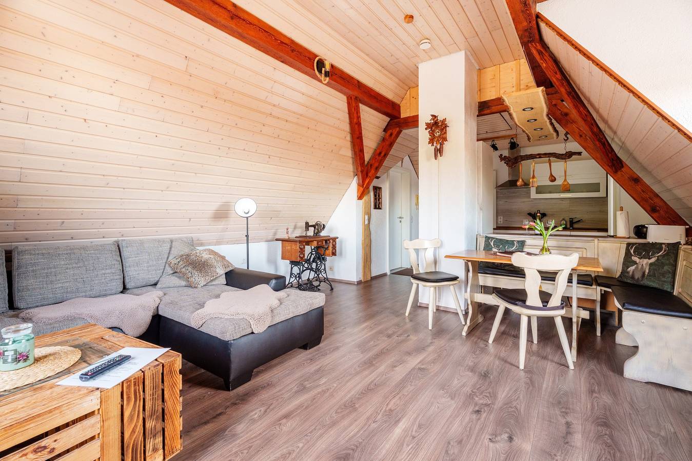 Ganze Wohnung, Apartment 'Kappelblick' mit Bergblick, Wlan und Klimaanlage in Kappelrodeck, Mittlerer Schwarzwald