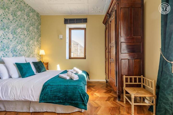 Gîte pour 4 personnes, avec balcon à Burettes - 3