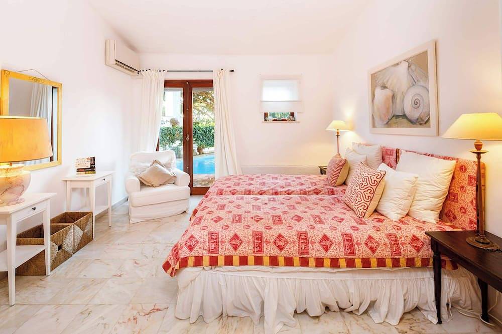 Villa Clarins - Beautiful Roof Terrace in Vale do Lobo, Almancil