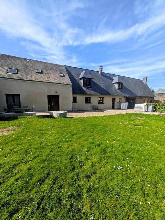 Gîte pour 7 personnes, avec jardin à Angerville-la-Martel - 2
