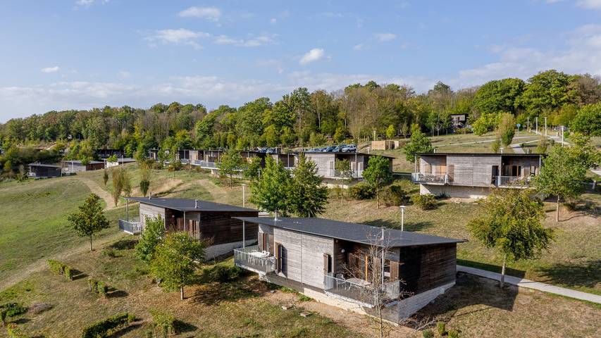 Ganze Wohnung,  Le Valjoly 4p8p in Eppe-Sauvage, Avesnes-sur-Helpe