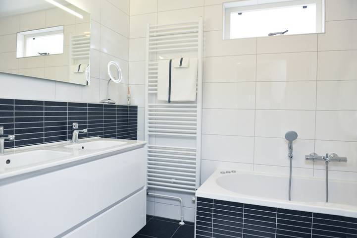 Bungalow für 6 Personen, mit Balkon/Terrasse und Terrasse in Burgh-Haamstede - 3