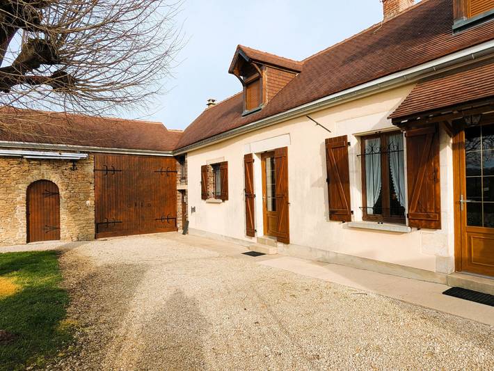 Vakantiehuis voor 4 personen, met whirlpool en terras in Yonne