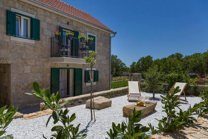 Ferienhaus für 8 Personen, mit Sauna und Garten sowie Whirlpool