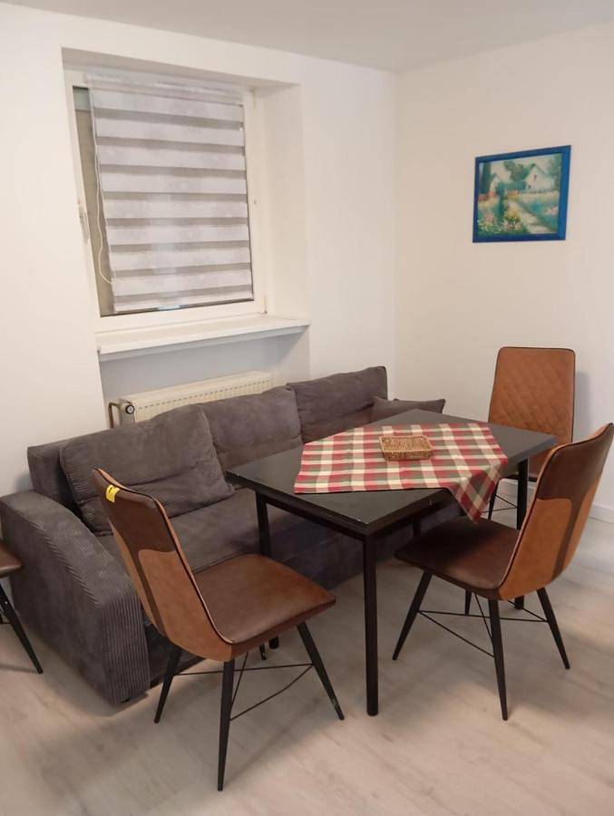 Ferienwohnung für 3 Personen, mit Garten und Ausblick in Teuchern