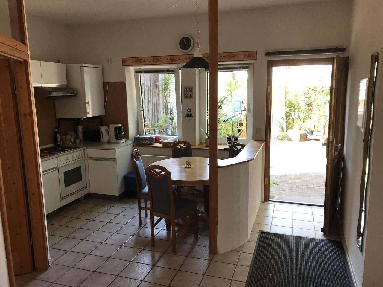 Ganze Ferienwohnung, Zum Wilden Wein, Fewo, Dusche, Wc, 1 Schlafraum in Uslar, Weserbergland
