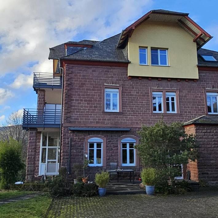 Ferienwohnung für 3 Personen, mit Balkon und Ausblick in Amorbach