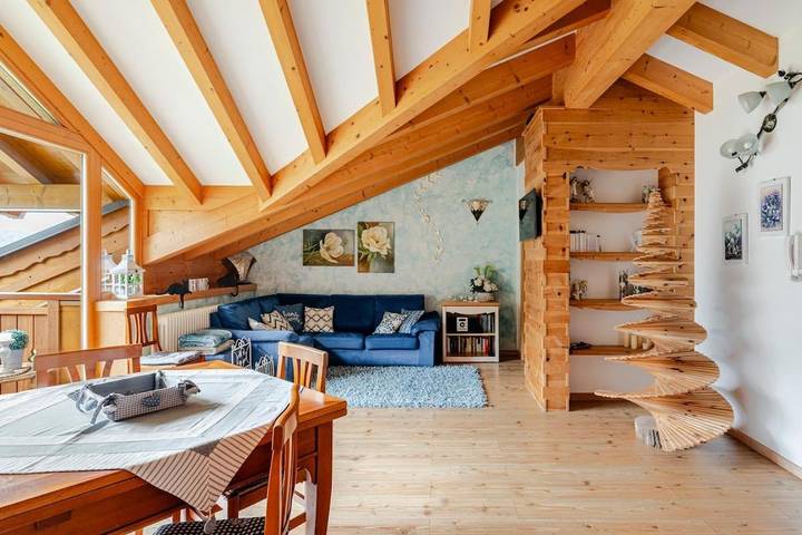 Apartamento de vacaciones para 8 personas, con jardín además de vistas y vistas al lago - 1