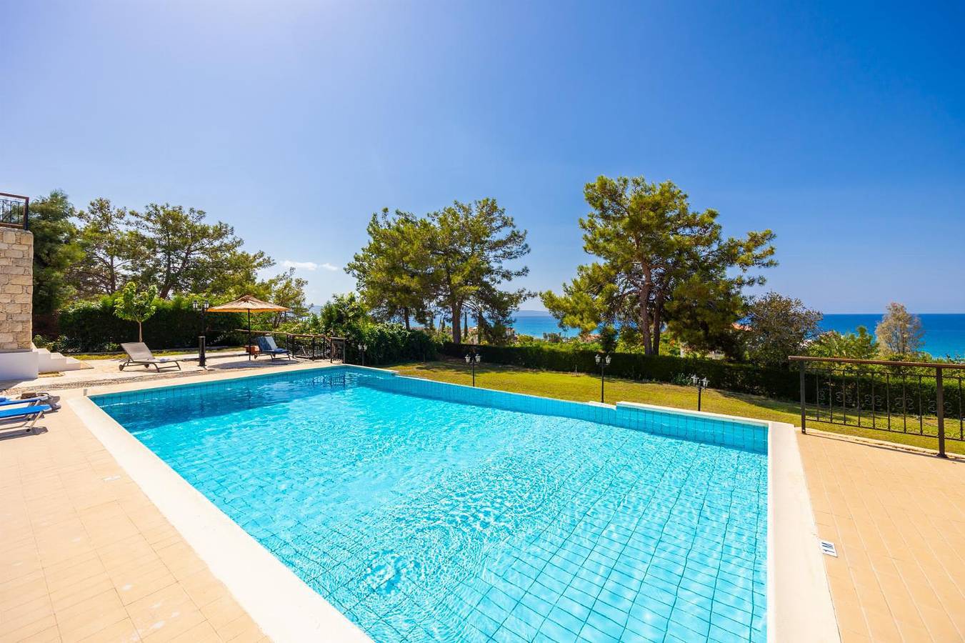 Villa für 10 Personen mit Meerblick in Αργάκα, Südzypern