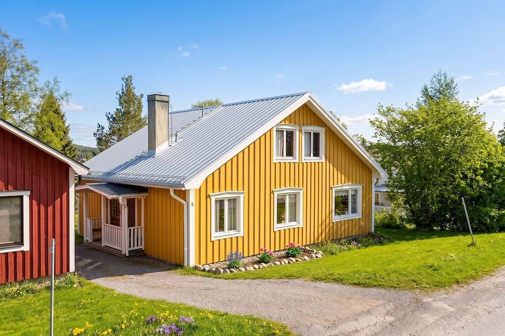 Corporate Housing Sollefteå Kramfors With Garage in Angermanland